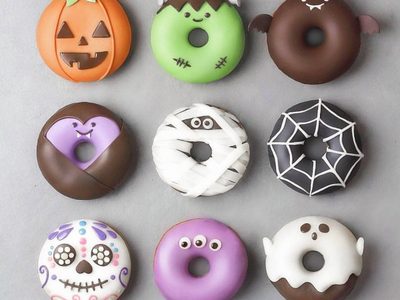 Un joven cocinero festejó Halloween con colores y originales postres