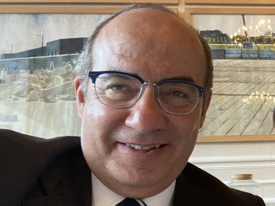 Felipe Calderón reaparece en Twitter con un refrán... y lo vuelven a tundir