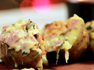 Papas rellenas al horno: sorprendé a todos en casa este domingo con una receta riquísima