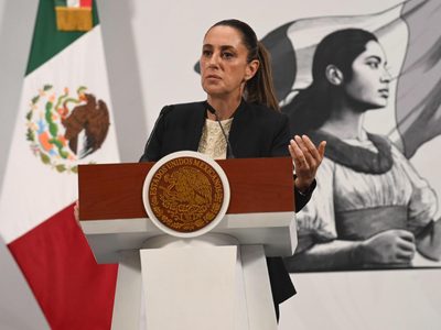 Sheinbaum fija el 4 de septiembre para informar a los padres sobre avances en caso Ayotzinapa