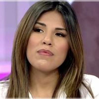 Isa Pantoja da la cara por su hermano y arremete duramente contra su madre, Isabel
