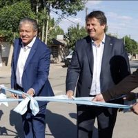 Figueroa y Gaido se mostraron juntos en la inauguración de obras de asfalto en Valentina Sur Urbana
