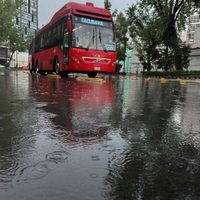 Chubascos y lluvias fuertes este jueves en más de 20 entidades; llega la onda tropical 11