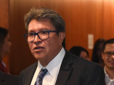 Monreal ofrece revisar reforma sobre fondo de estabilización: "se garantizará integridad de ahorros"