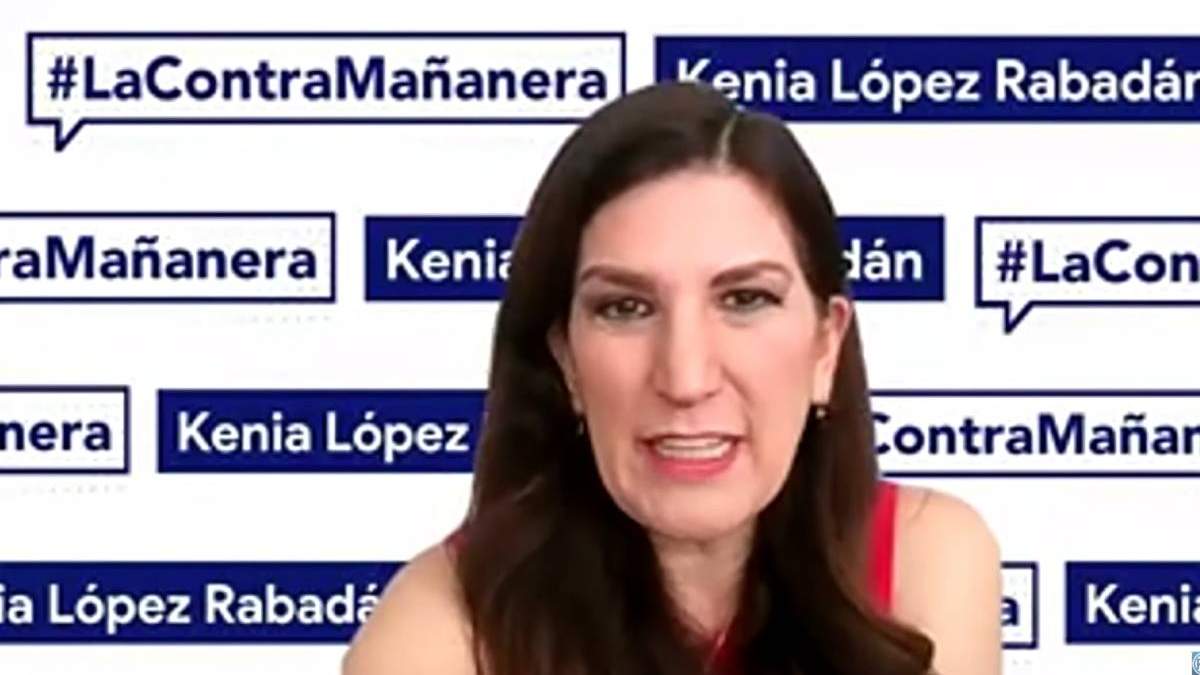 La senadora en su conferencia virtual