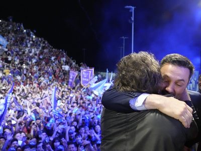Cornejo busca que Milei no apoye a Petri el año que viene
