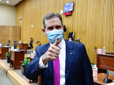 El juicio político a Lorenzo Córdova carece de fundamentos