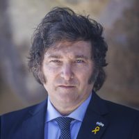 El Gobierno pone en marcha la venta de empresas públicas: cuál es el plan para sumar dólares