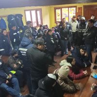Empleados municipales de Villa La Angostura iniciaron un paro: reclaman el pago de un bono