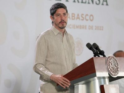 AMLO presume labor del embajador Pablo Monroy en Perú: timbre de orgullo ser "persona non grata"