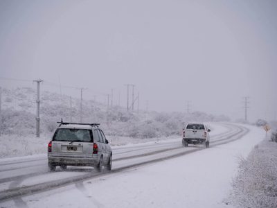 Varias rutas cerradas por acumulación de nieve
