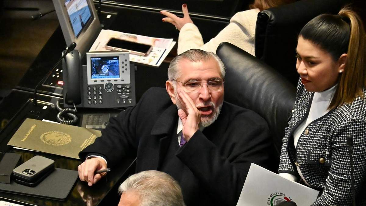 Adán Augusto López, senador de Morena