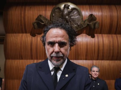 “Es muy complejo explicarse a sí mismo”: Iñárritu ingresa a El Colegio Nacional