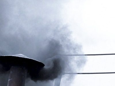 Los compuestos químicos con los que se crea el humo vaticano