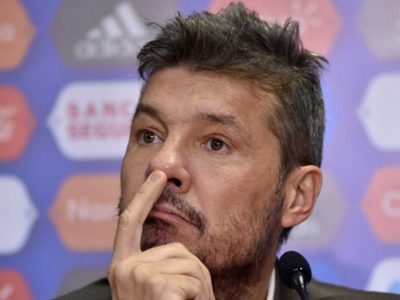“En esta noche de…”: El conmovedor mensaje de Marcelo Tinelli luego de ser repudiado por irse a Esqu