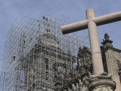 Catedral: El hundimiento no se detiene