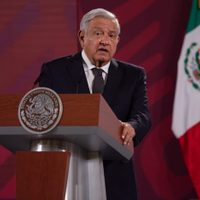 Me gustaría ir al Infierno para ver cuántos santurrones e hipócritas hay ahí: AMLO