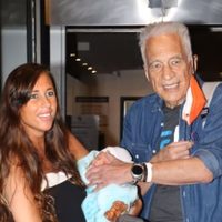 Así fue como Alberto Cormillot y Estefanía Pasquini presentaron a los medios a su pequeño Emilio