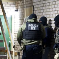 Trump reclutará agentes de la ley locales para ayudar con la aplicación de las leyes de inmigración