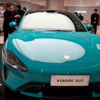 Xiaomi presenta su auto eléctrico y desata fiebre de pedidos (Video)