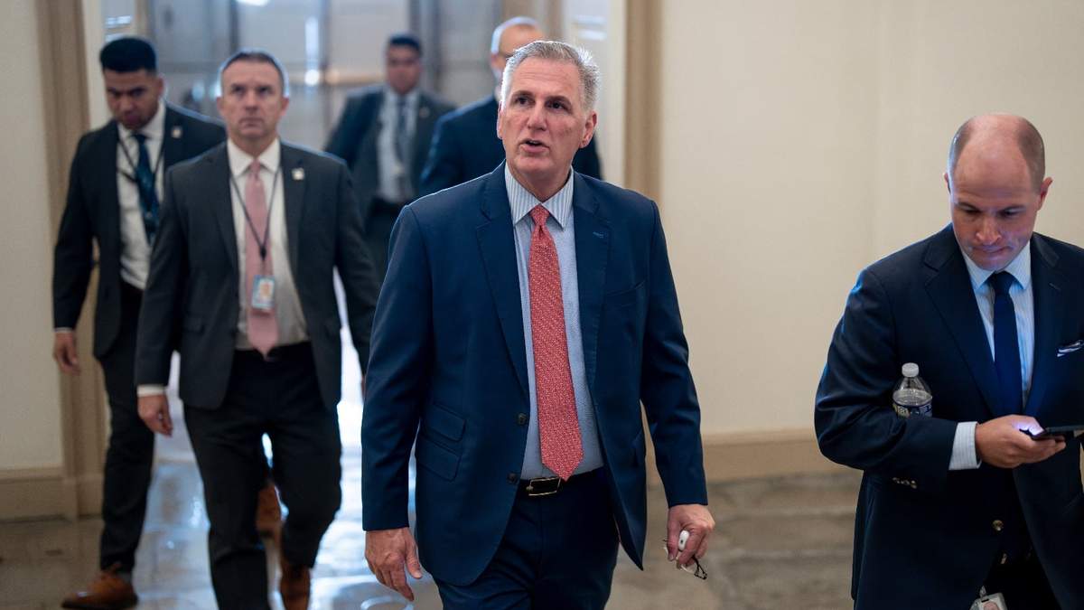 McCarthy pidió juicio político a Joe Biden por los negocios de su familia