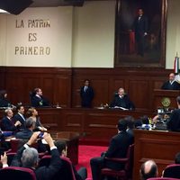Cossío deja la SCJN con llamado a frenar intentos del gobierno por hacer 'lo que le venga en gana”