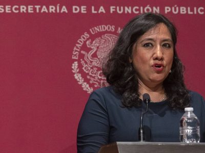 Exfuncionario del Inai exhibido por golpear a mujeres es tío de Irma Eréndira Sandoval
