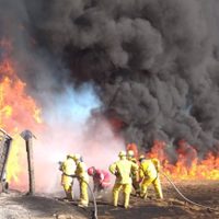 Explosión en ducto de Pemex provoca desalojo y suspensión de clases en Puebla (Video)