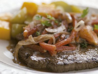 Para chuparse los dedos: bifes a la criolla, la receta perfecta para disfrutar de algo rico y calentito en invierno
