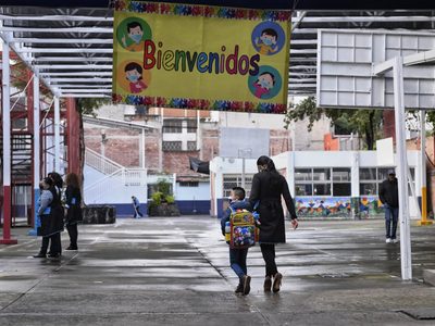 Compañeros dan golpiza a Samuel en su primer día de clases; el niño fue llevado al hospital