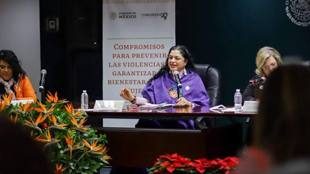 La secretaria de Cultura, Alejandra Frausto