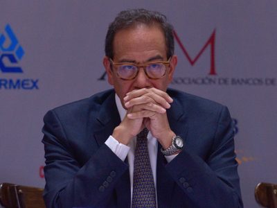 CCE pide a AMLO no obstaculizar importación legal de combustibles