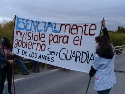 Conflicto sin solución: Salud no acordó con el Gobierno y refuerzan los piquetes en Neuquén