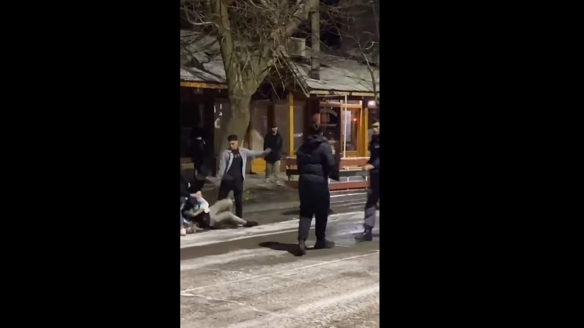 Batalla campal a la salida de un boliche en Junín de los Andes. Fuente: (Facebook)