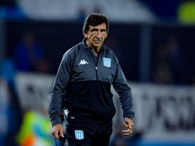 Victoria ante Rosario Central: Gustavo Costas reveló si sigue o no en Racing