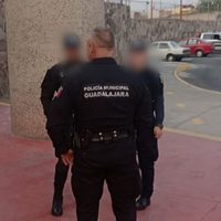 Policías que agredieron a una persona en situación de calle serán despedidos, dice Pablo Lemus
