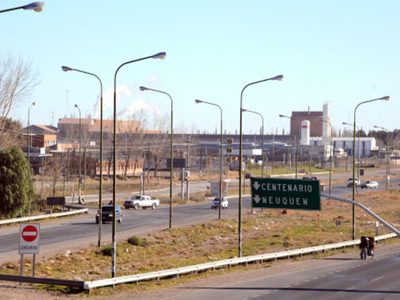 Brutal accidente en Neuquén Capital: hay un fallecido y dos heridos
