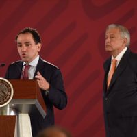 AMLO frena intención de Hacienda de reactivar tenencia federal