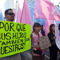 Marchan a 7 años de la tragedia en guardería ABC; acusan simulación de justicia