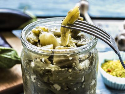 Si te gustan en escabeche, vas a delirar con estas berenjenas agridulces en conserva: la receta definitiva para lucirte