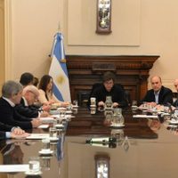 Tras el revés en Diputados, Milei tuvo una sorpresiva reunión de Gabinete