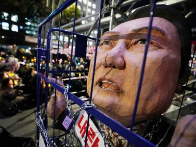 Parlamento de Corea del Sur aprueba someter a juicio político al presidente