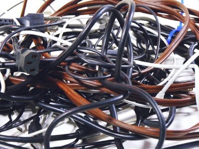 Un cable olvidado puede convertirse en el mejor aliado de tu decoración: ideas creativas para darle una segunda vida