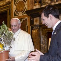 Messi despide al papa Francisco: "Gracias por hacer del mundo un lugar mejor"