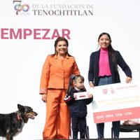 Entregan 40 mil apoyos del programa Mi Beca para Empezar en la CDMX