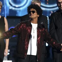 Con seis premios, Bruno Mars arrasa en los Grammy 2018