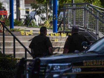 Tiroteo en suburbio de Detroit deja 9 heridos, incluyendo dos niños