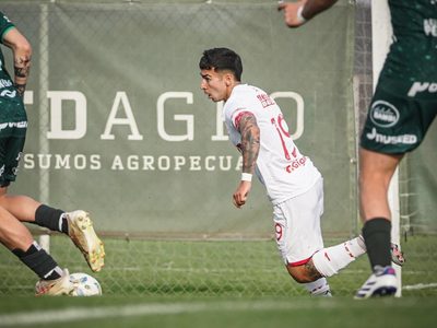 Debut en Primera División y visita de lujo: quién es el hijo del Pocho Lavezzi
