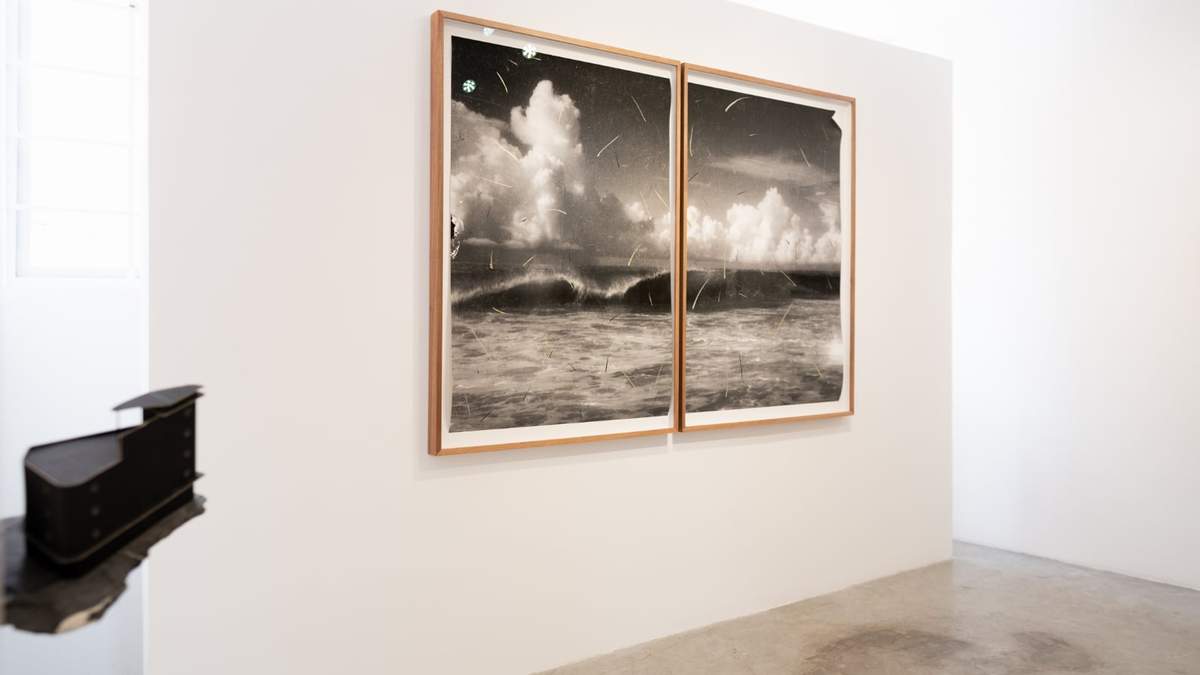 "A particular windy day" en la galería Lateral