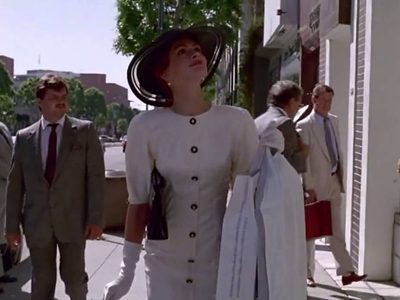 ¡30 años después! Julia Roberts sigue causando furor con esta escena de "Mujer Bonita"